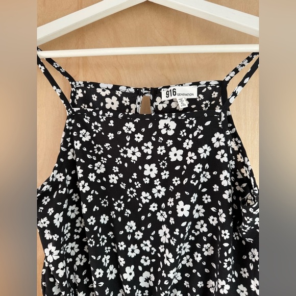 916 GENERATION Monochrome Floral Jumpsuit - Picture 4 of 10